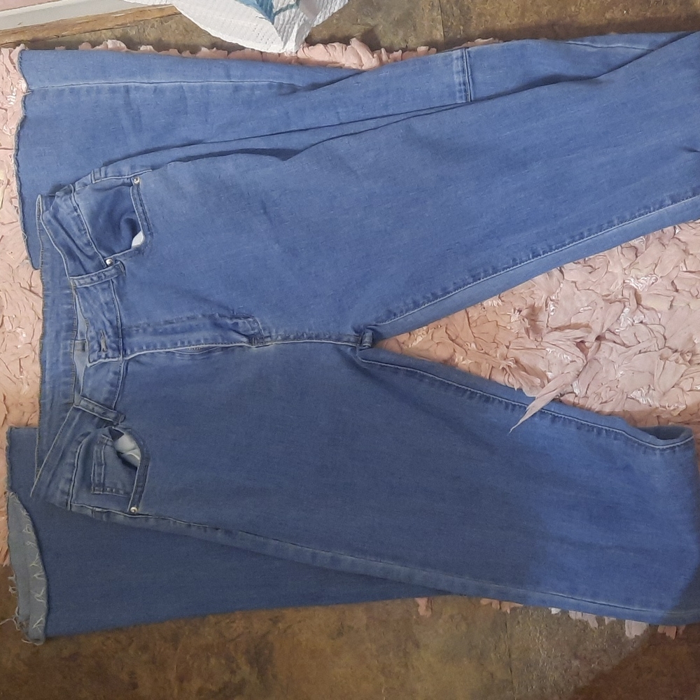 Skinny stretchy ruched bottom jeans large